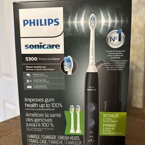 ✨NIB✨ Philips Sonicare toothbrush
